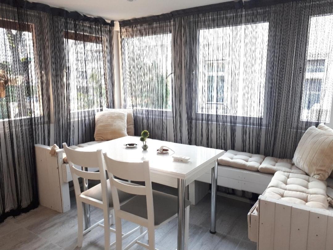 Center 4-bedroom Апартаменти