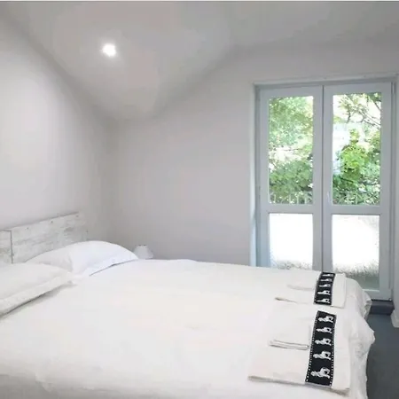 Top Center 4-Bedroom Apartment Varna Exterior photo
