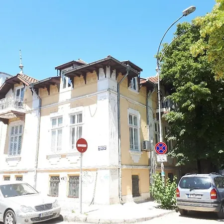 Top Center 4-Bedroom Apartment Varna Exterior photo